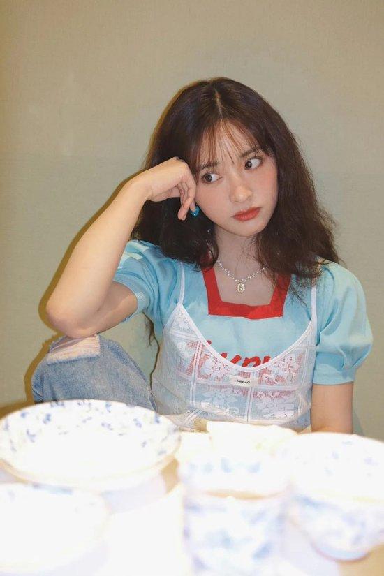 很羡慕，沈月的松弛感  第16张