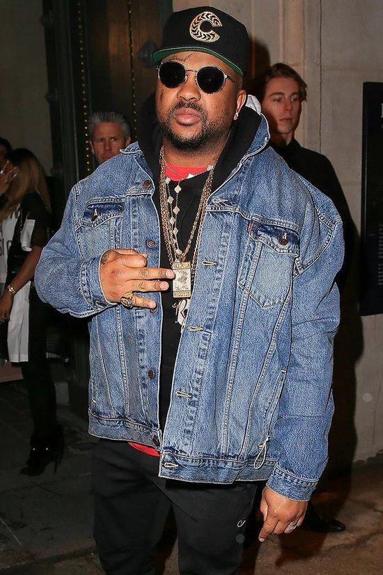 梵克雅宝全球涨价	，为什么大家通宵排队买？  第66张