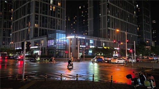 首款骁龙8 Gen3小折叠 三星Galaxy Z Flip6手机评测  第40张 首款骁龙8 Gen3小折叠 三星Galaxy Z Flip6手机评测  第40张