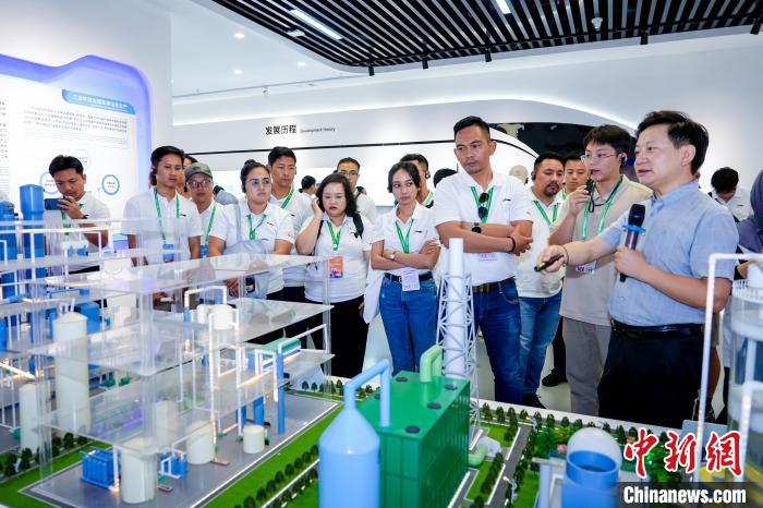 东盟青年走进广西 探寻绿水青山“生态密码”  第3张