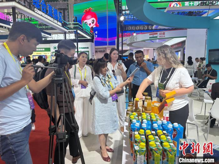 中亚媒体聚焦第十四届中国新疆喀什·中亚南亚商品交易会  第2张