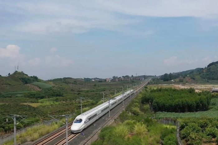 新华全媒+|坐着高铁看中国 穿越5000年中华文明  第8张 新华全媒+|坐着高铁看中国 穿越5000年中华文明  第8张