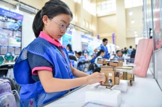 2024拉萨半程马拉松鸣枪开跑