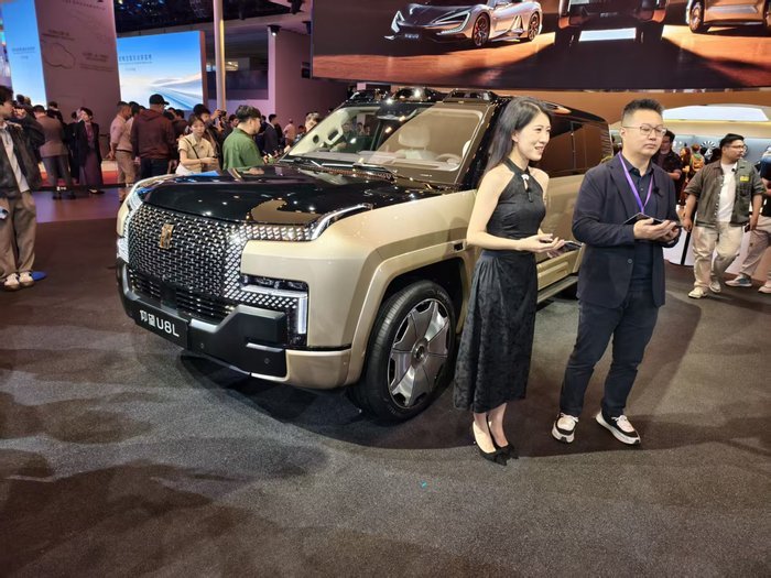 所有汽车公司都把战略重心放在了利润更高的SUV车型上 | 2025上海车展 第3张 所有汽车公司都把战略重心放在了利润更高的SUV车型上 | 2025上海车展 第3张