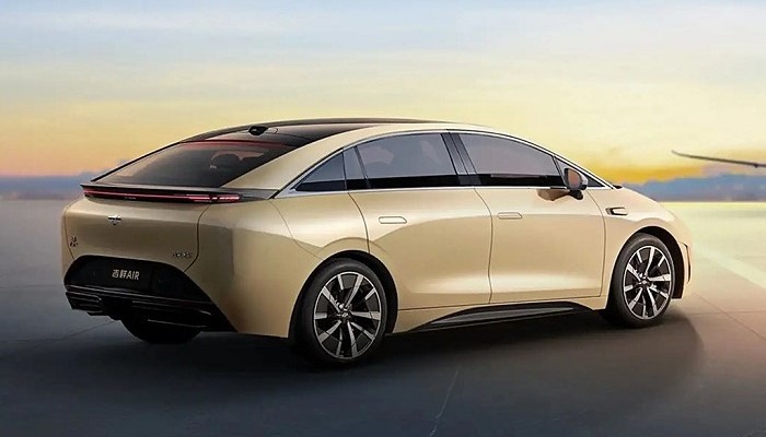 一周新车盘点 | 沃尔沃发布XC70混动车 比亚迪新增海狮07  第9张