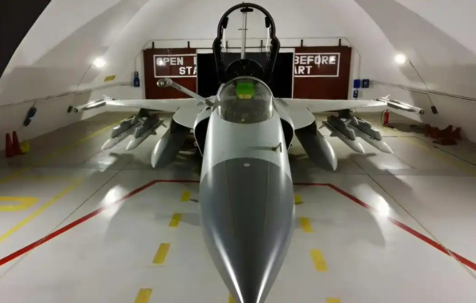 讲武谈兵|视距外的狙杀:从印巴空战谈谈超视距空战  第1张 讲武谈兵|视距外的狙杀:从印巴空战谈谈超视距空战  第1张