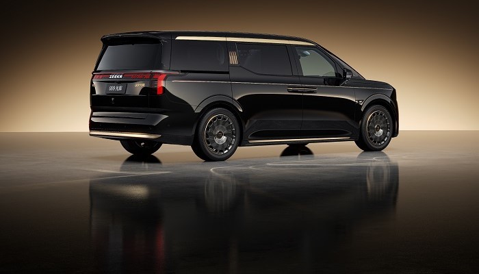 一周新车盘点 | 极氪009光辉增典藏版 蔚来萤火虫正式上市 第3张 一周新车盘点 | 极氪009光辉增典藏版 蔚来萤火虫正式上市 第3张