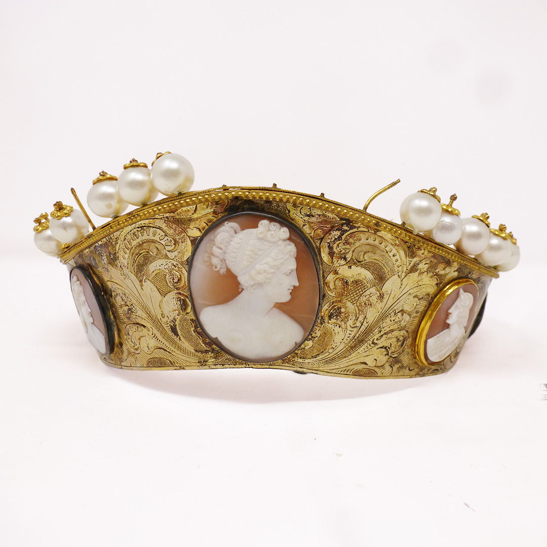 法国戏剧舞台上的奇珍异宝是怎么来的？  第8张