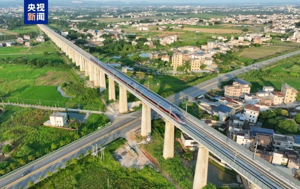 创同期历史新高1至4月全国铁路发送旅客14.6亿人次  第1张 创同期历史新高1至4月全国铁路发送旅客14.6亿人次  第1张