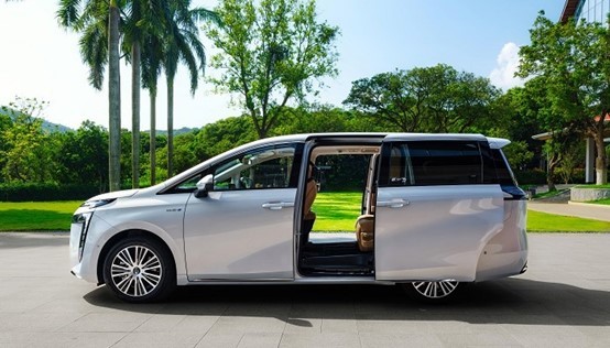 一周新车盘点 | 奔腾小马标配智能座舱 吉利银河L6 EM-i电机升级  第11张